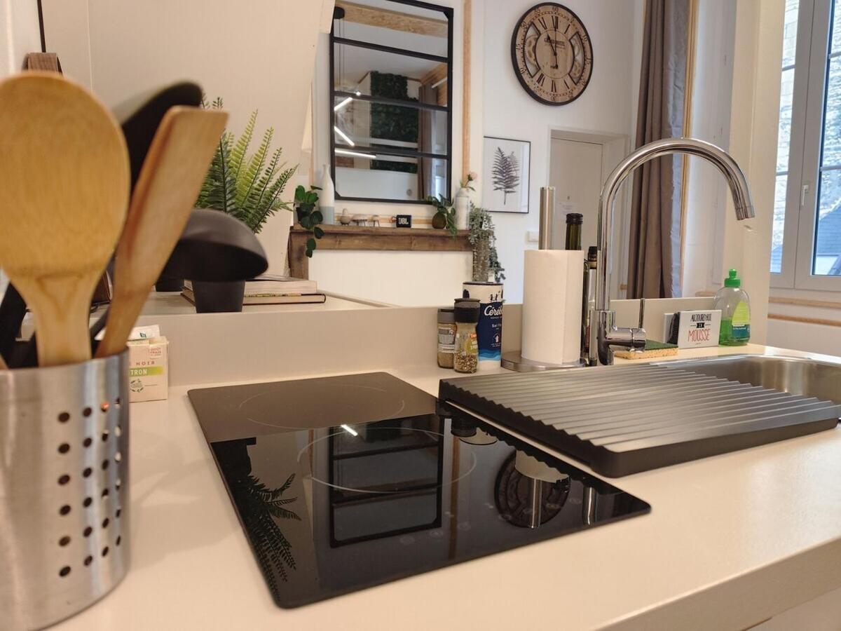 Apartmán Studio Lumineux Et Fleuri Idealement Situe Caen Exteriér fotografie
