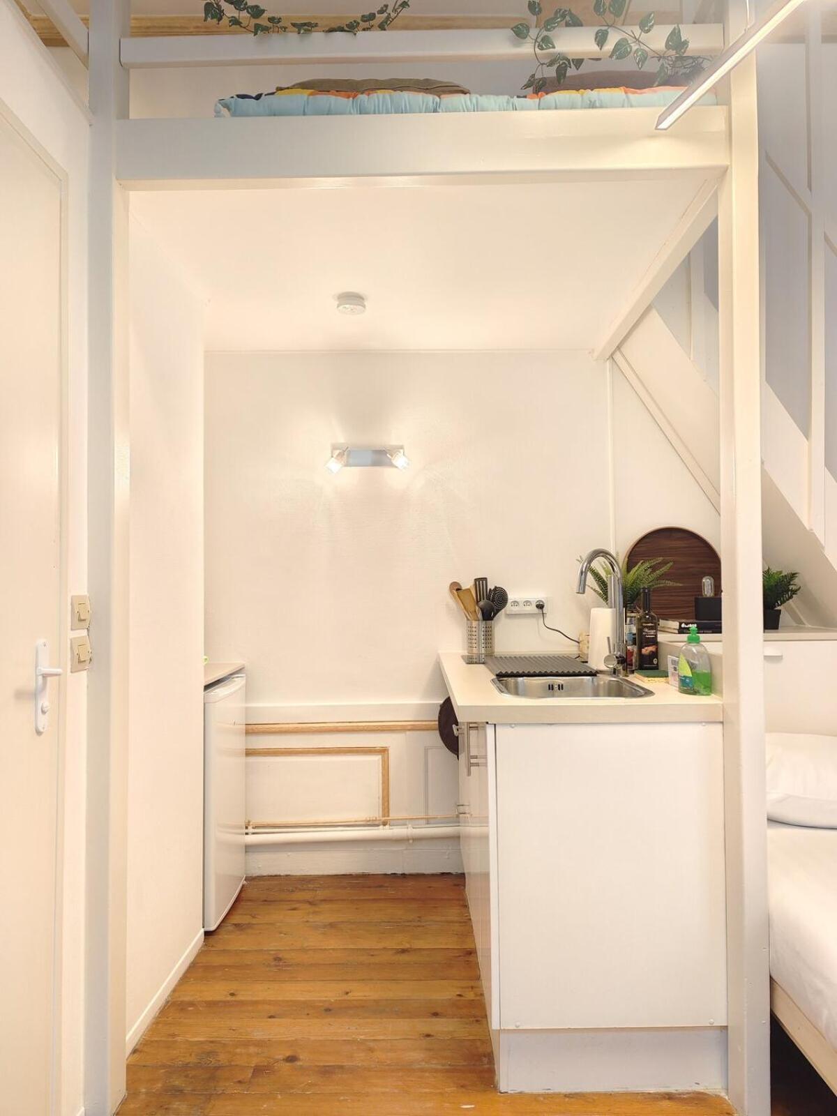 Apartmán Studio Lumineux Et Fleuri Idealement Situe Caen Exteriér fotografie